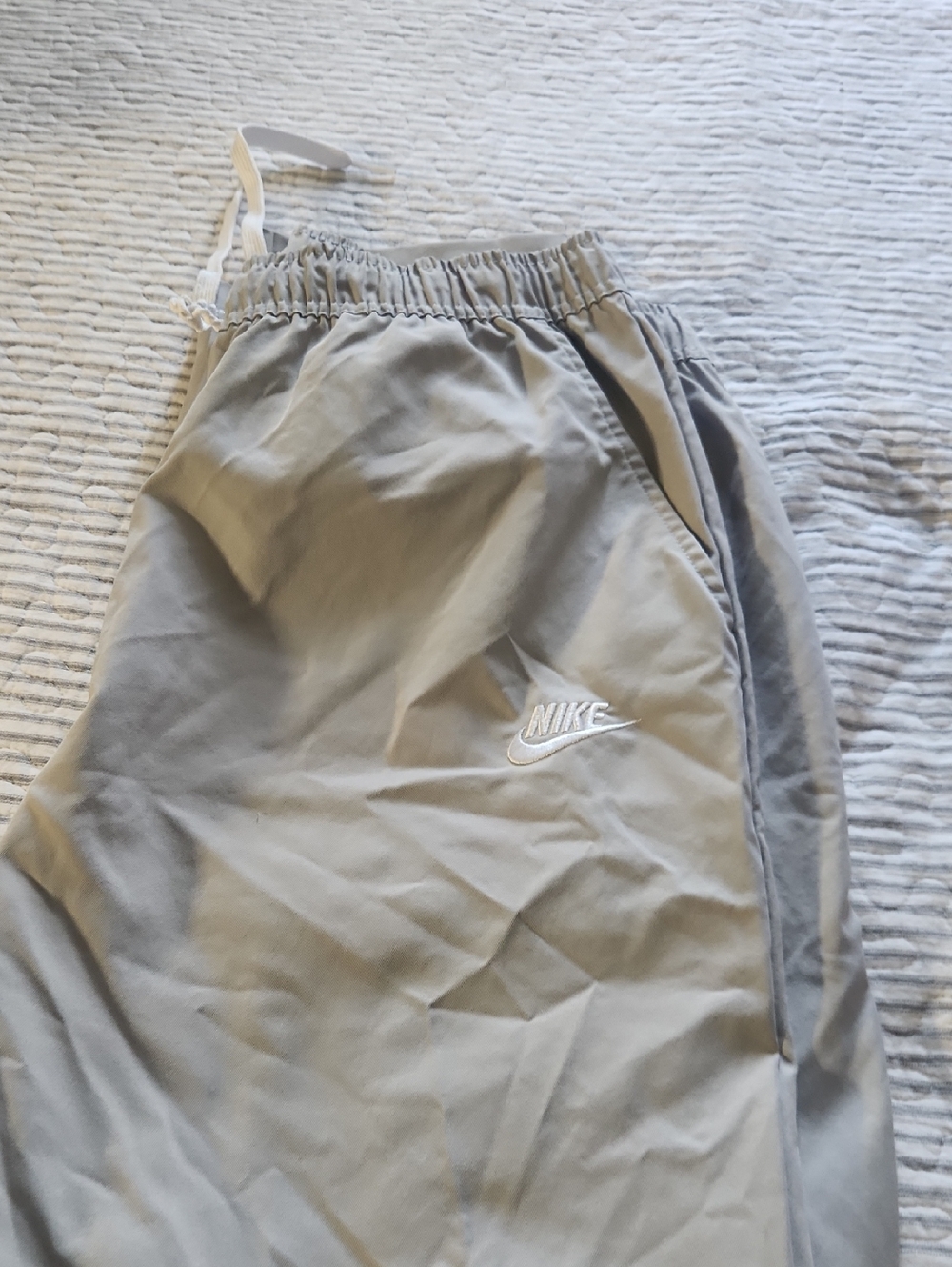 Nike Light Gray Men’s Jogger Sweatpants with White Swoosh